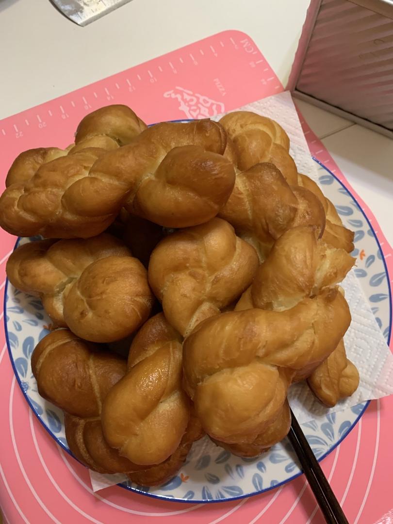 超级松软的奶香麻花