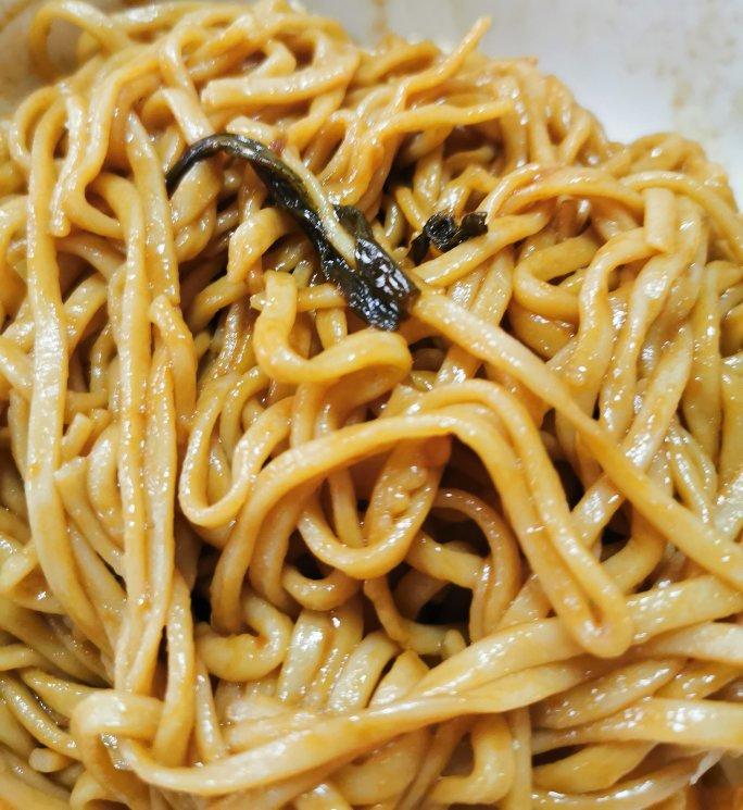 不试后悔：详解最好吃的葱油面（葱油做法）