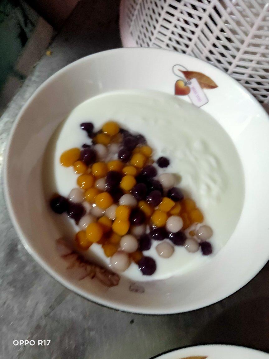 酸奶芋圆