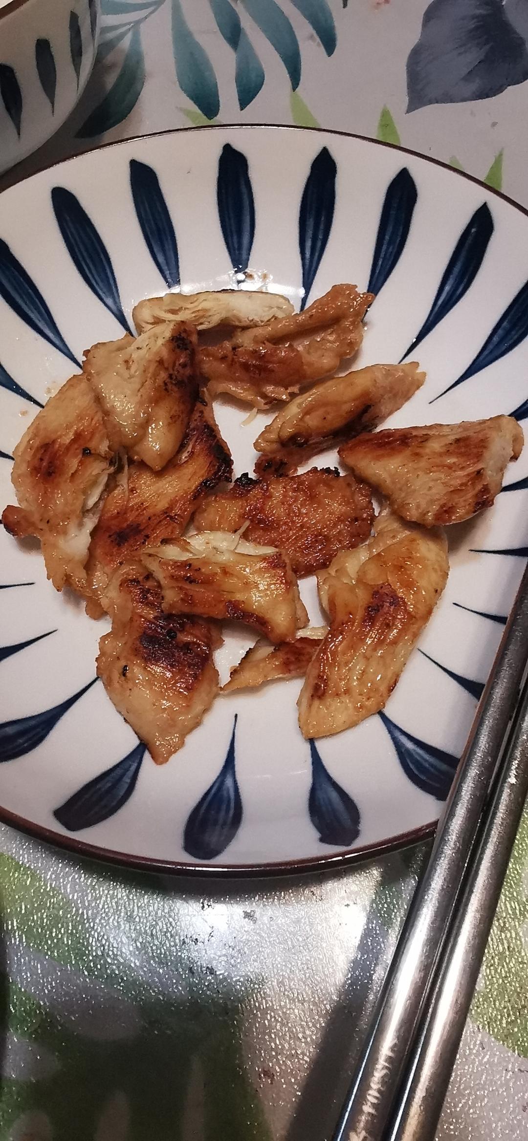 香煎鸡胸肉