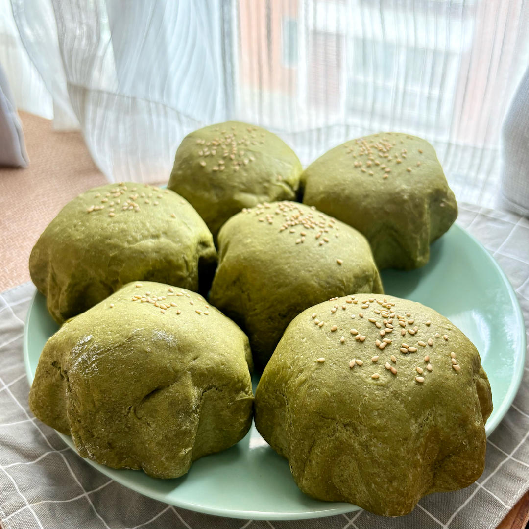 抹茶红豆花朵面包