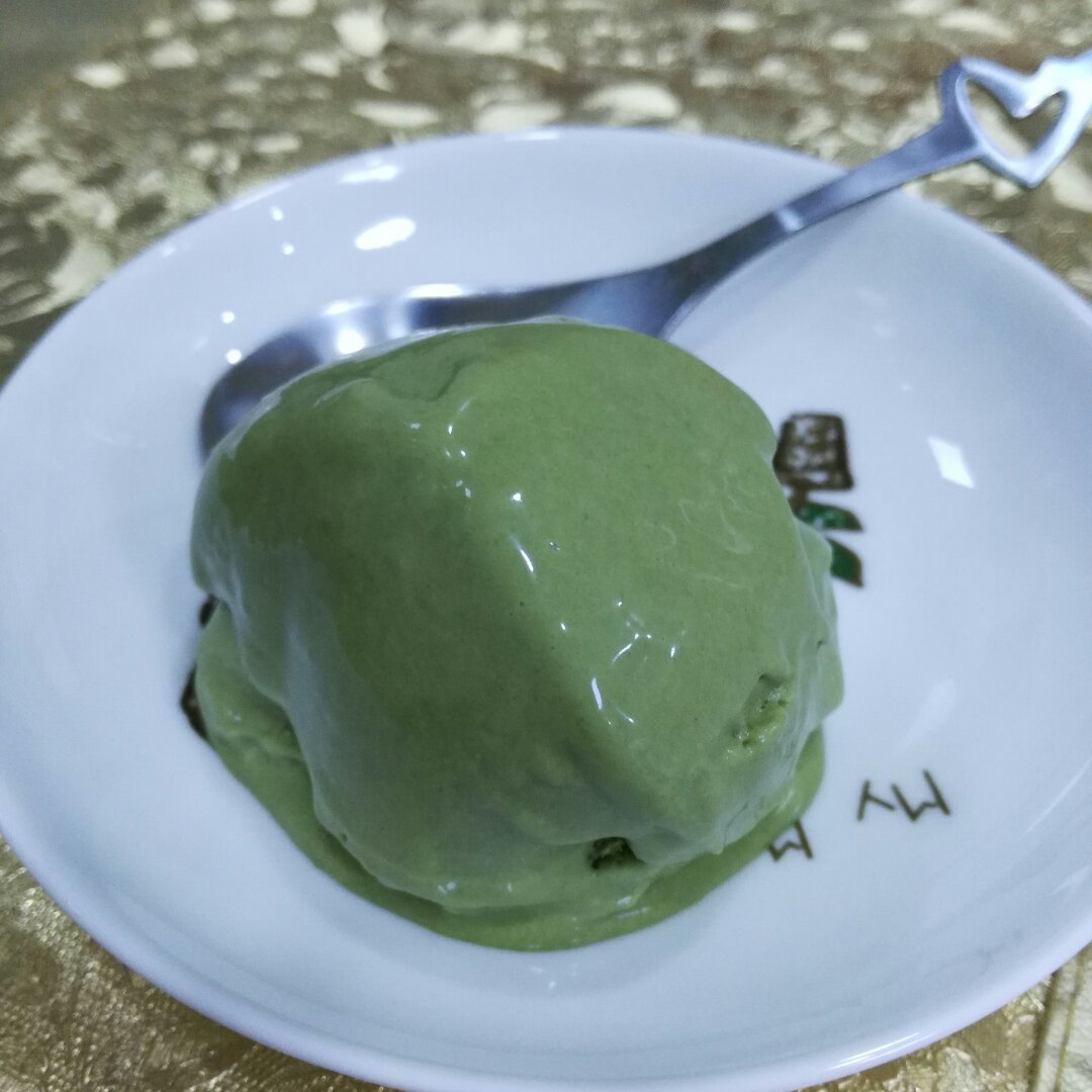 浓醇抹茶冰淇淋