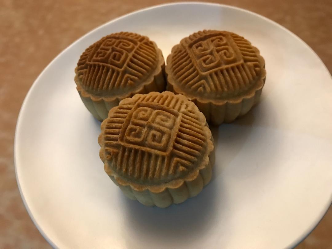 金沙奶黄月饼