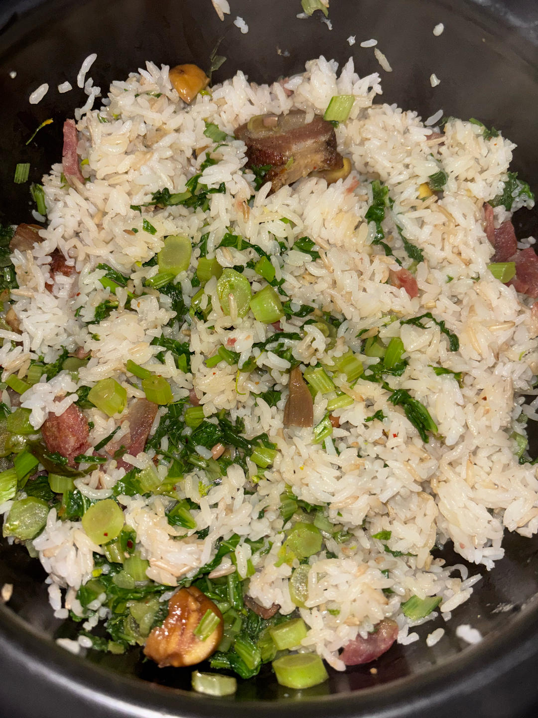 腊肠板栗菜饭