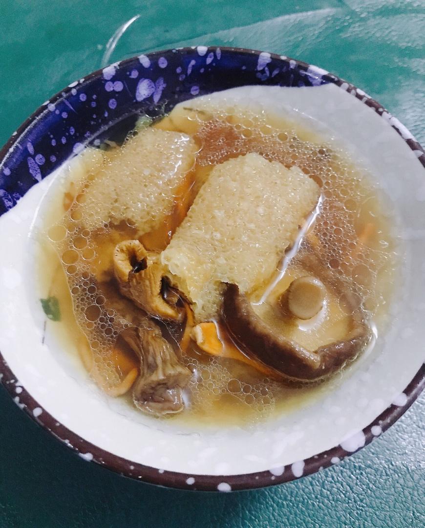 松茸竹荪鸡汤（一汤变多一菜，再也不怕汤渣没人吃）
