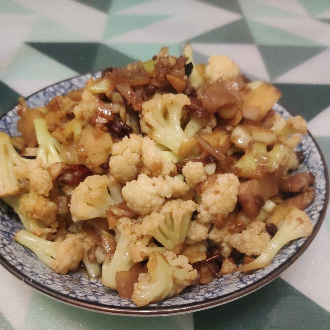 香到舔盘的干锅菜花