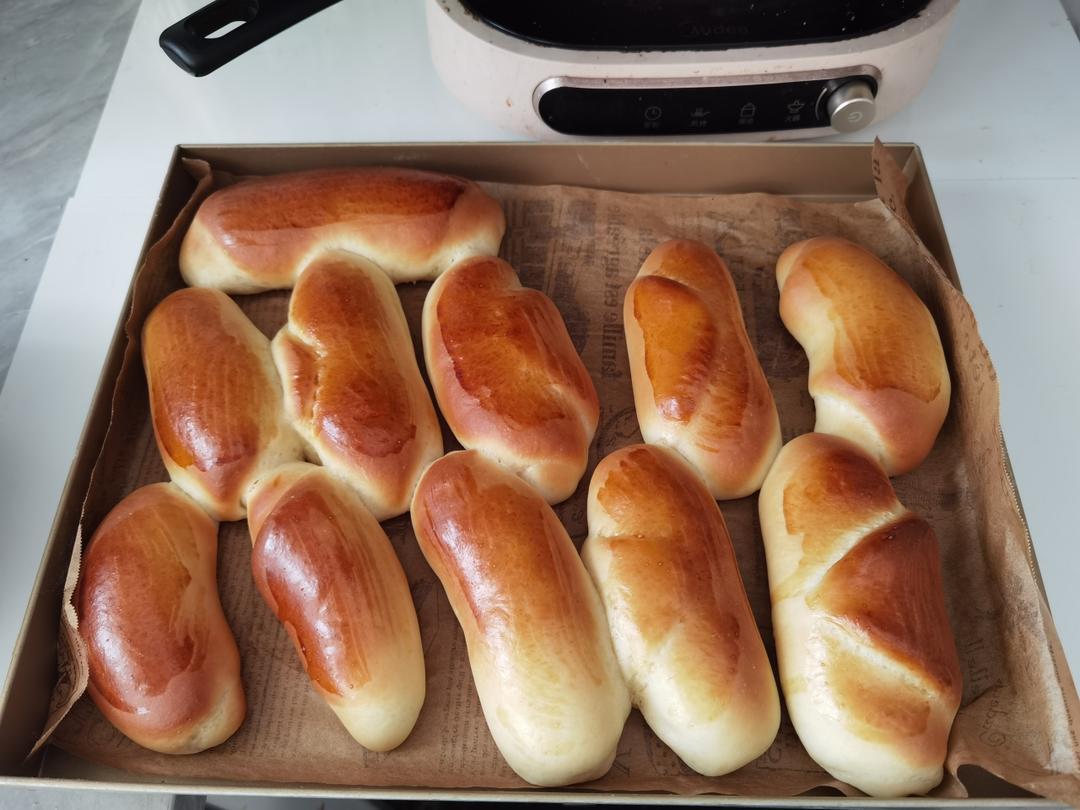 波兰种牛奶餐包