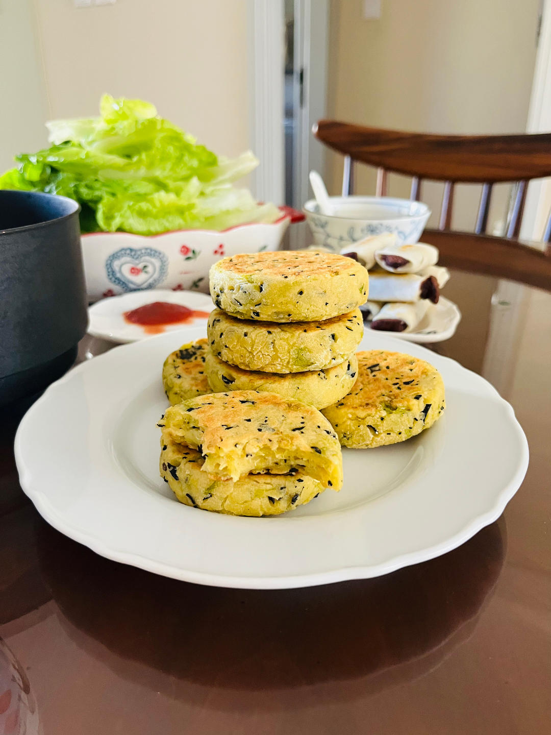 跟米其林餐厅学来的【草头饼】，来一口江南春