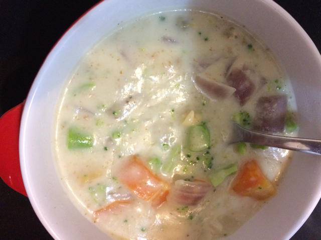 蛤蜊浓汤clam chowder