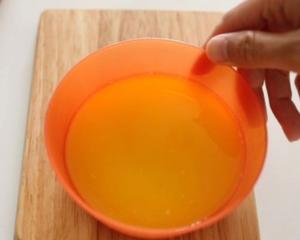 ❌油炸/搅拌就能成功的西瓜🍉甜甜圈的做法 步骤2