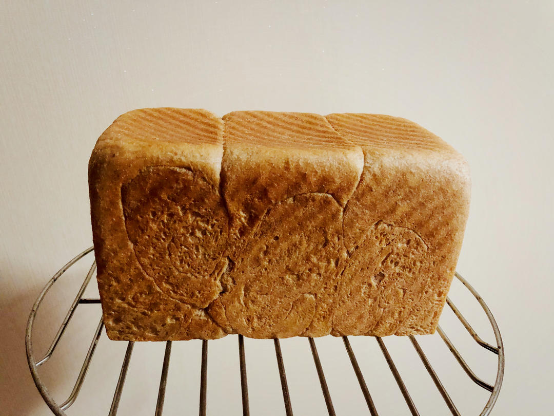 新良全麦面包粉吐司【直接法】