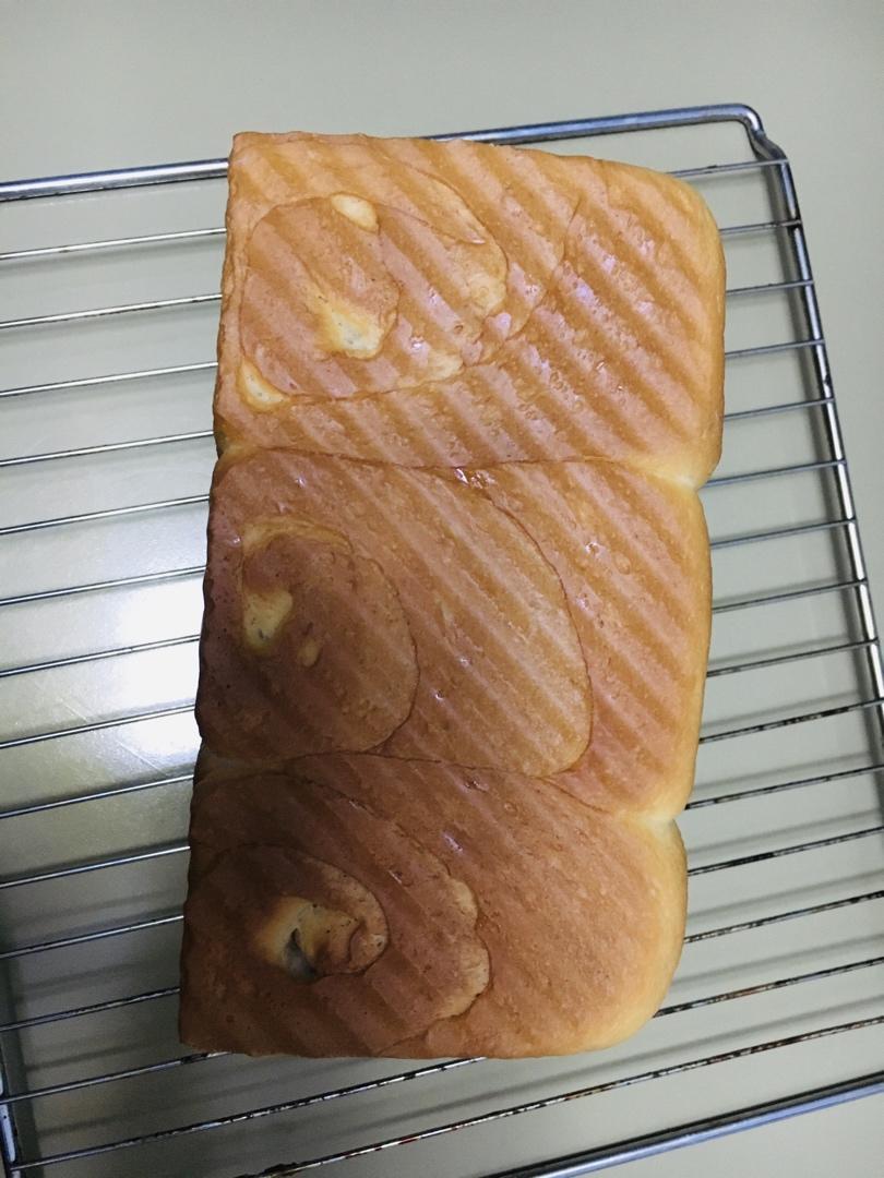 吐司，奶香手撕面包，超级香浓