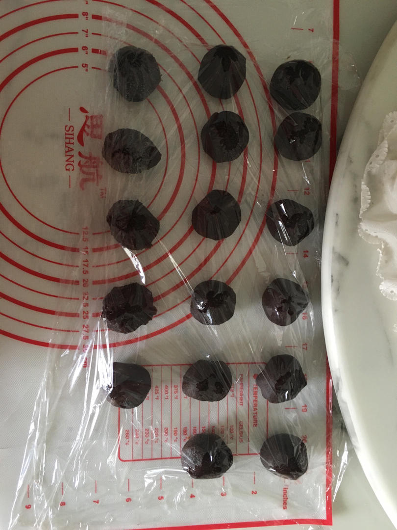 广式月饼（豆沙蛋黄馅）50克