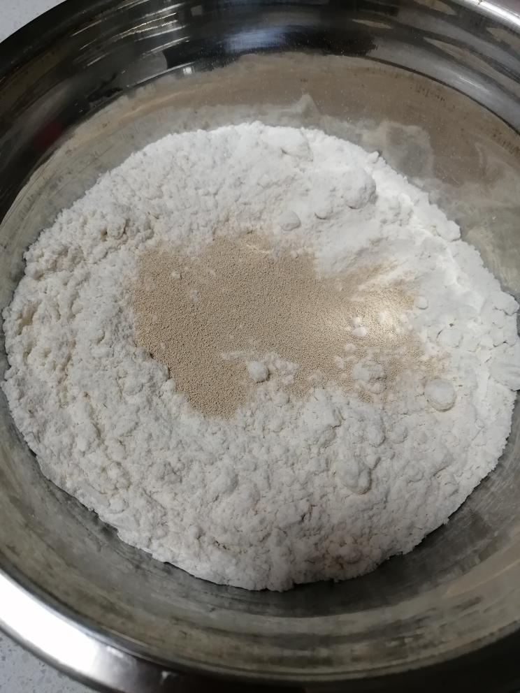 纯奶手撕吐司的做法 步骤1