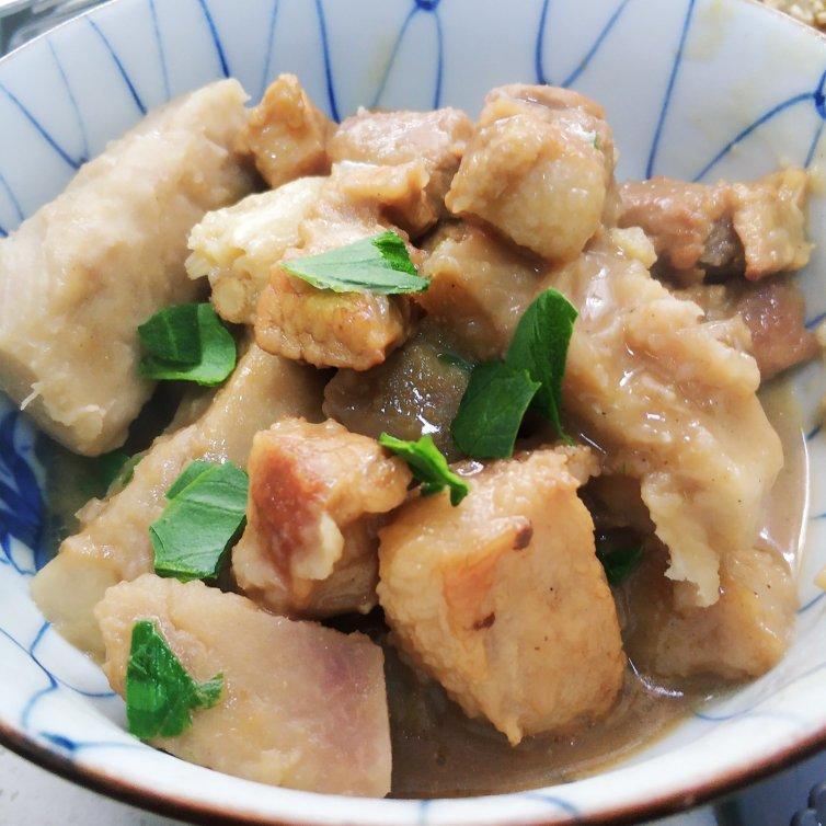 香芋闷红烧肉