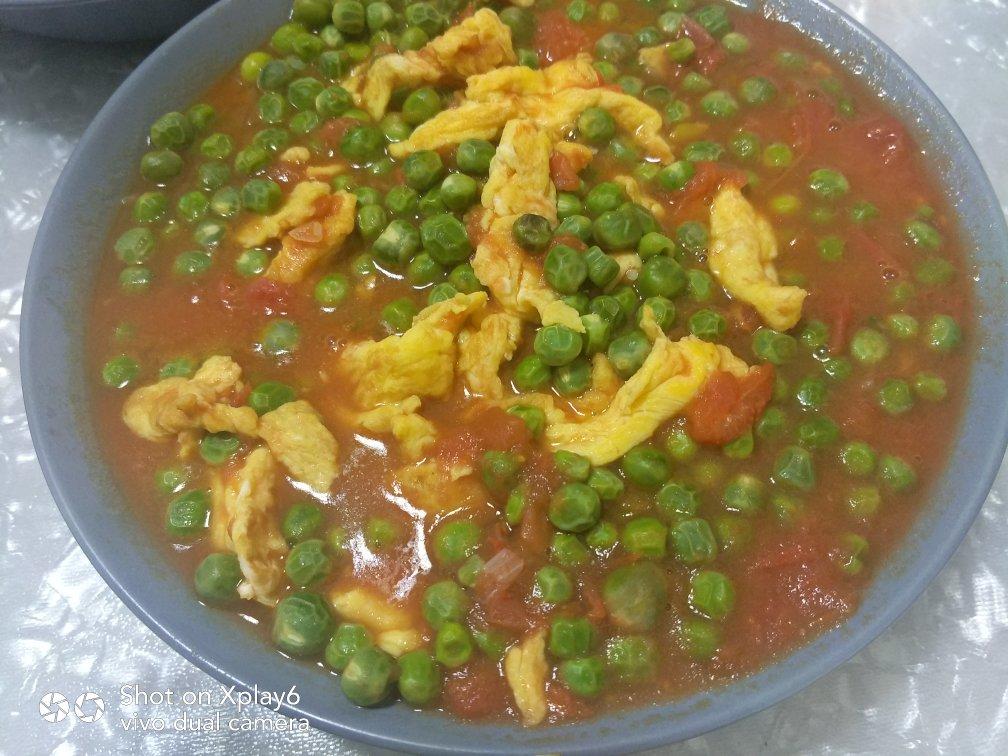 西红柿炒鸡蛋豌豆