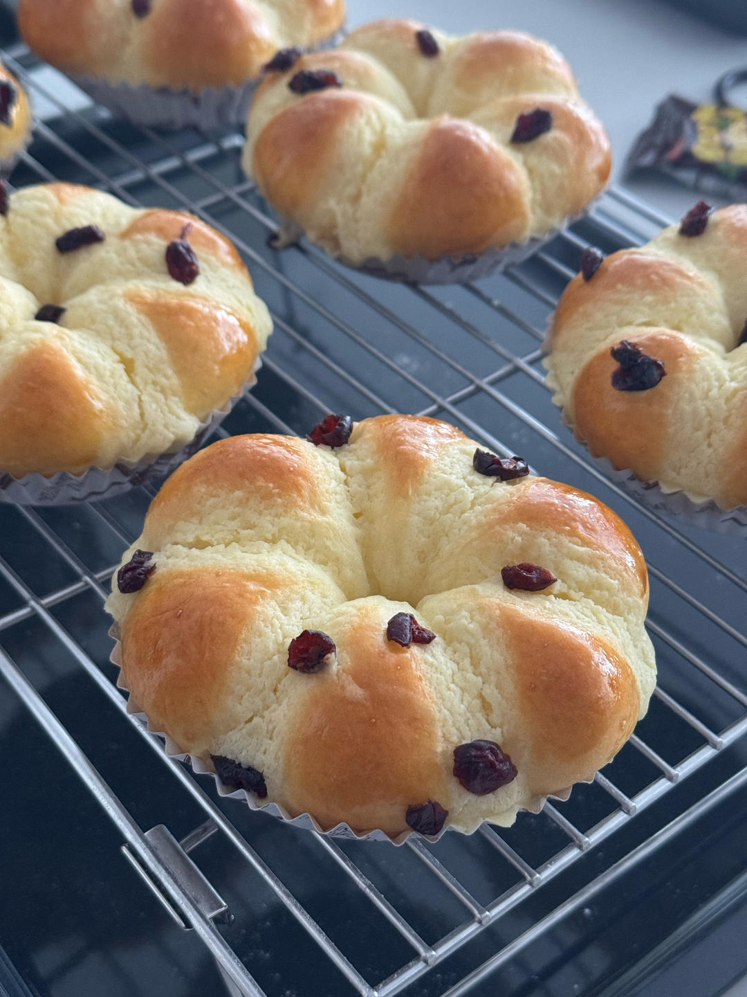 雪芙蔓越莓花朵面包