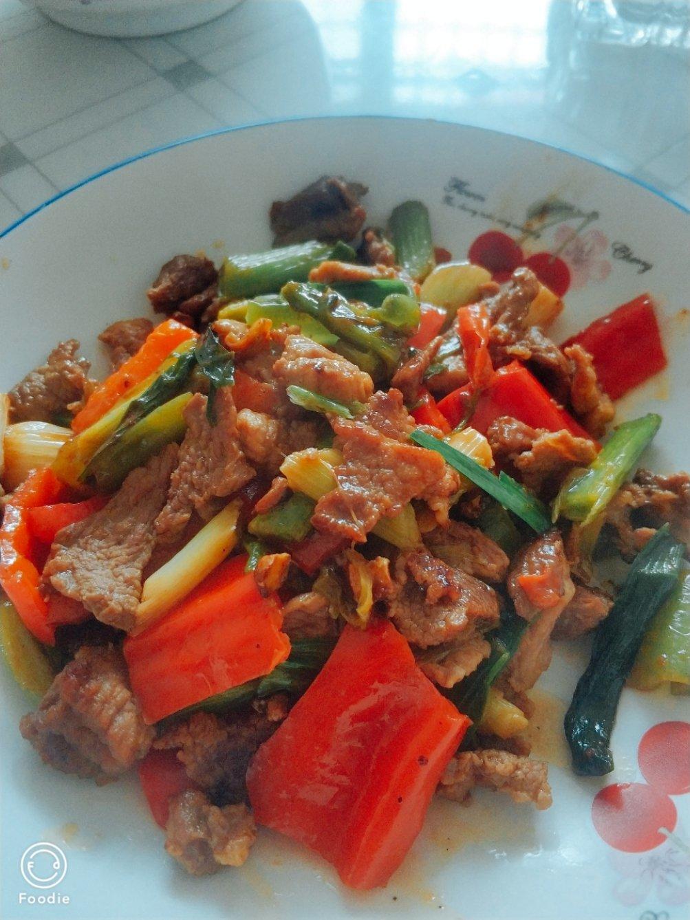 蒜苗炒肉