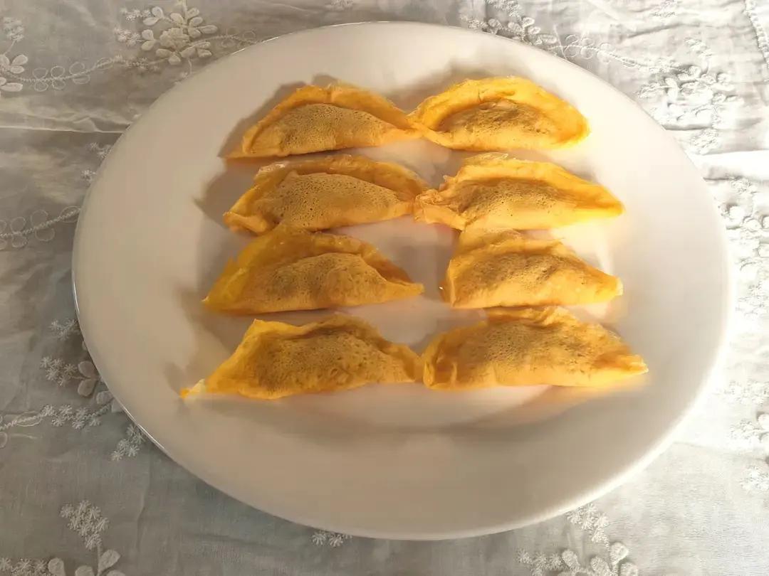 蛋饺皮里面加两样东西，速度加倍还好看