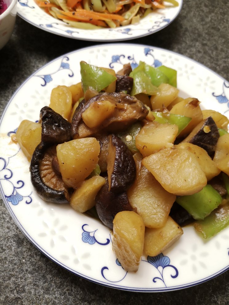 家常菜 香菇炖土豆
