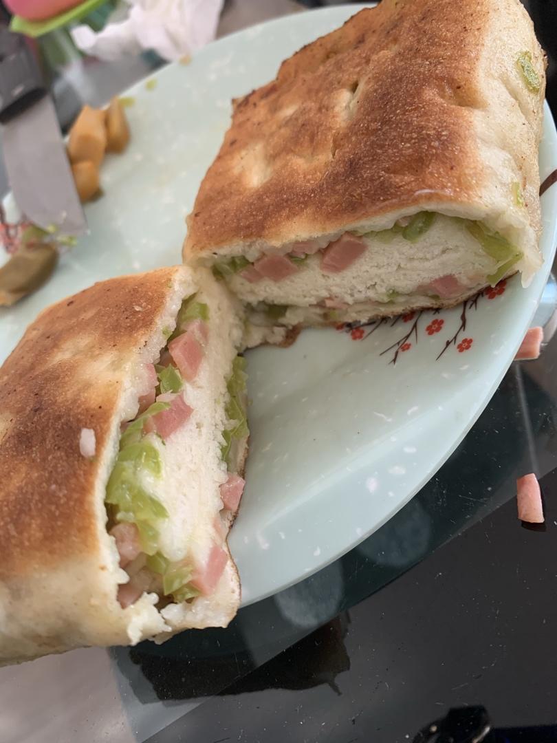 尖椒火腿发面饼