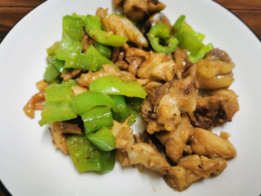 🔥“爆炒青椒鸡腿肉”🔥