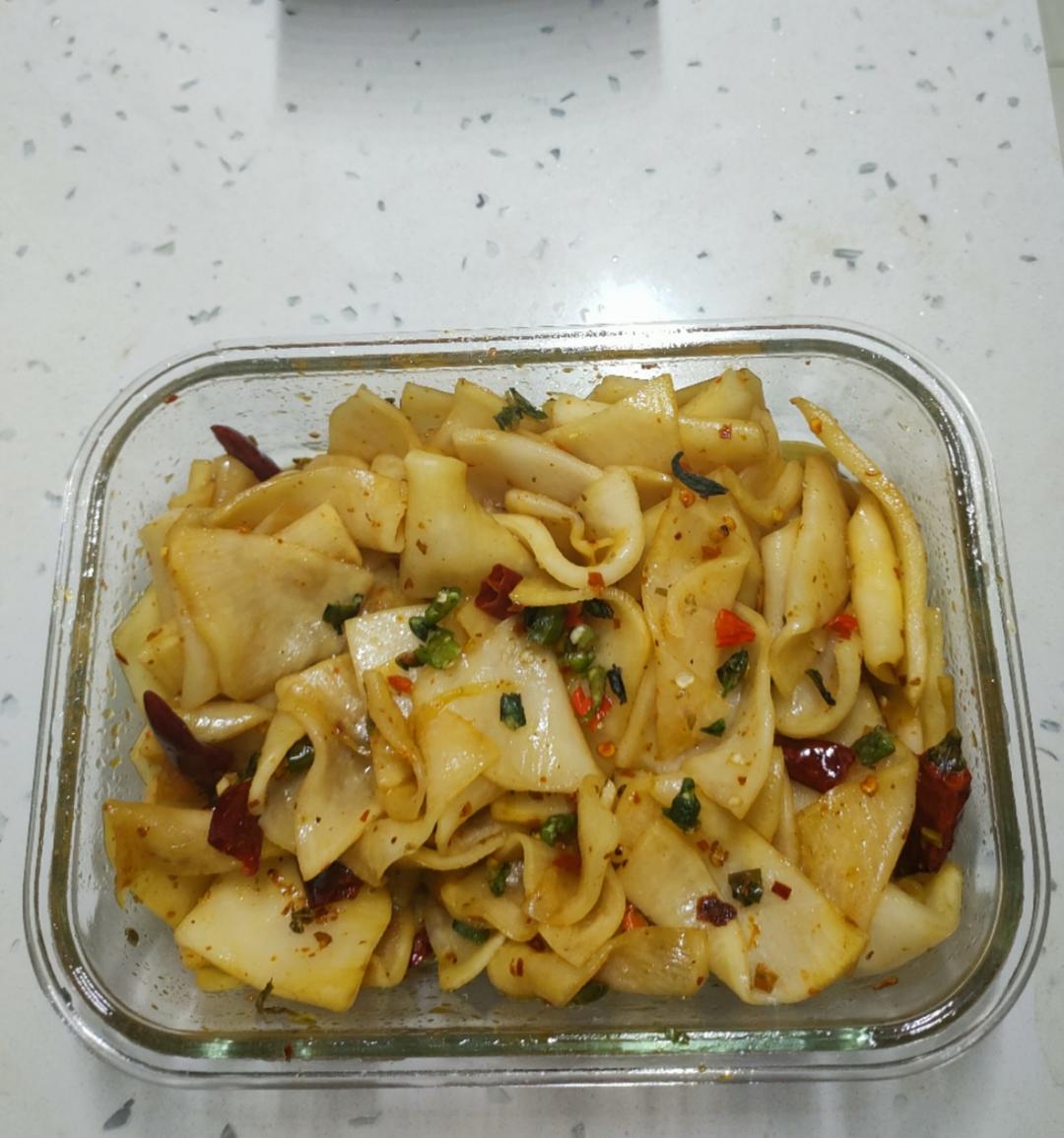 超下饭的“炝腌萝卜”
