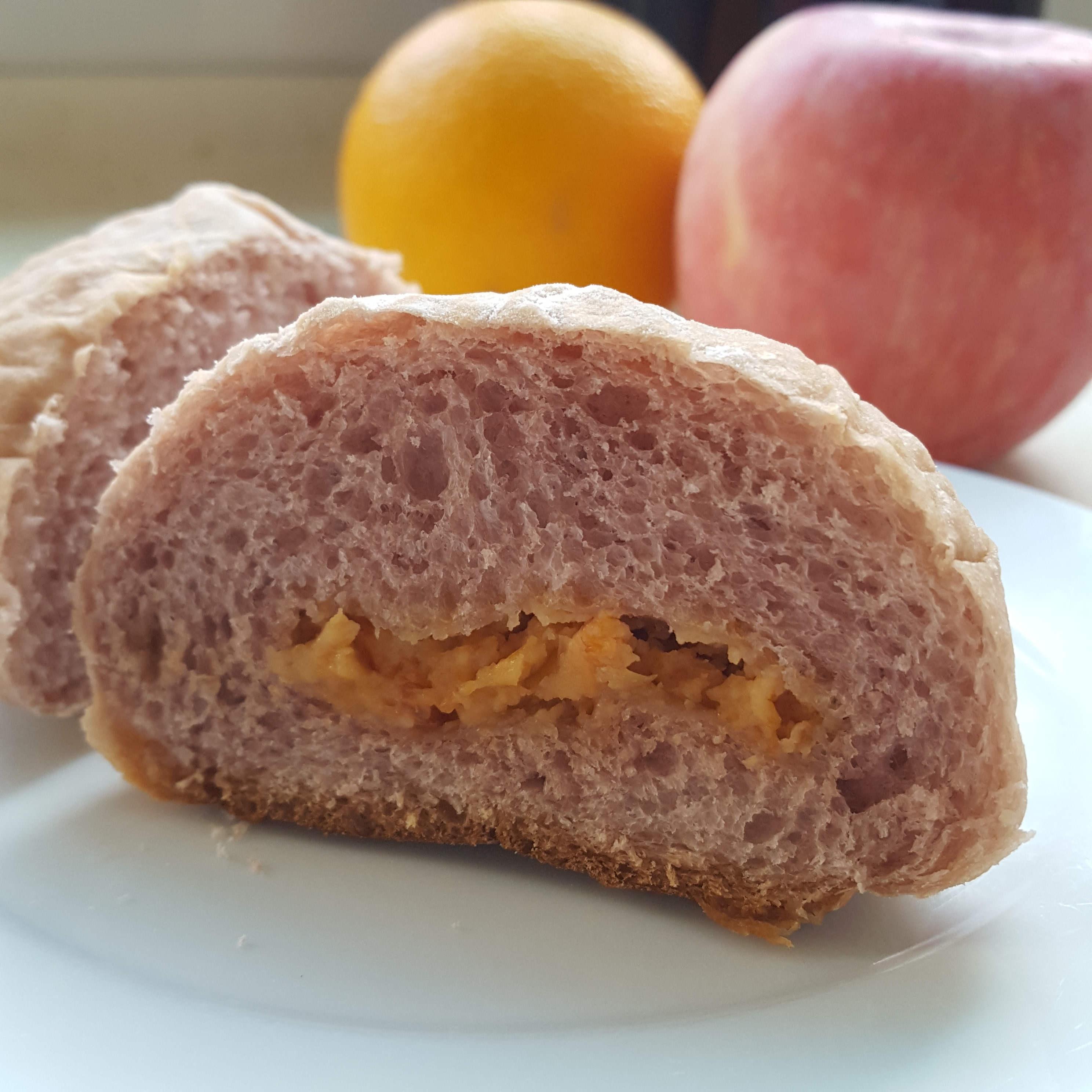 柚子馅杨梅汁小面包的做法
