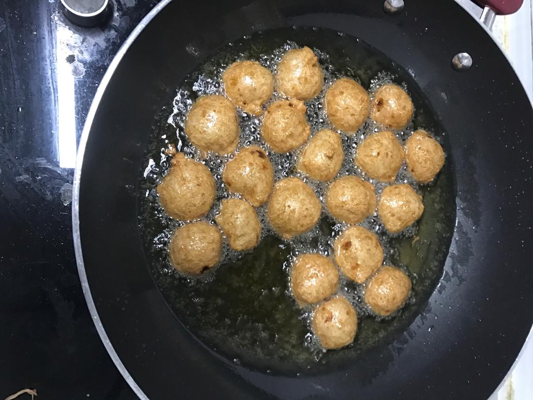 炸莲藕猪肉丸子-年味