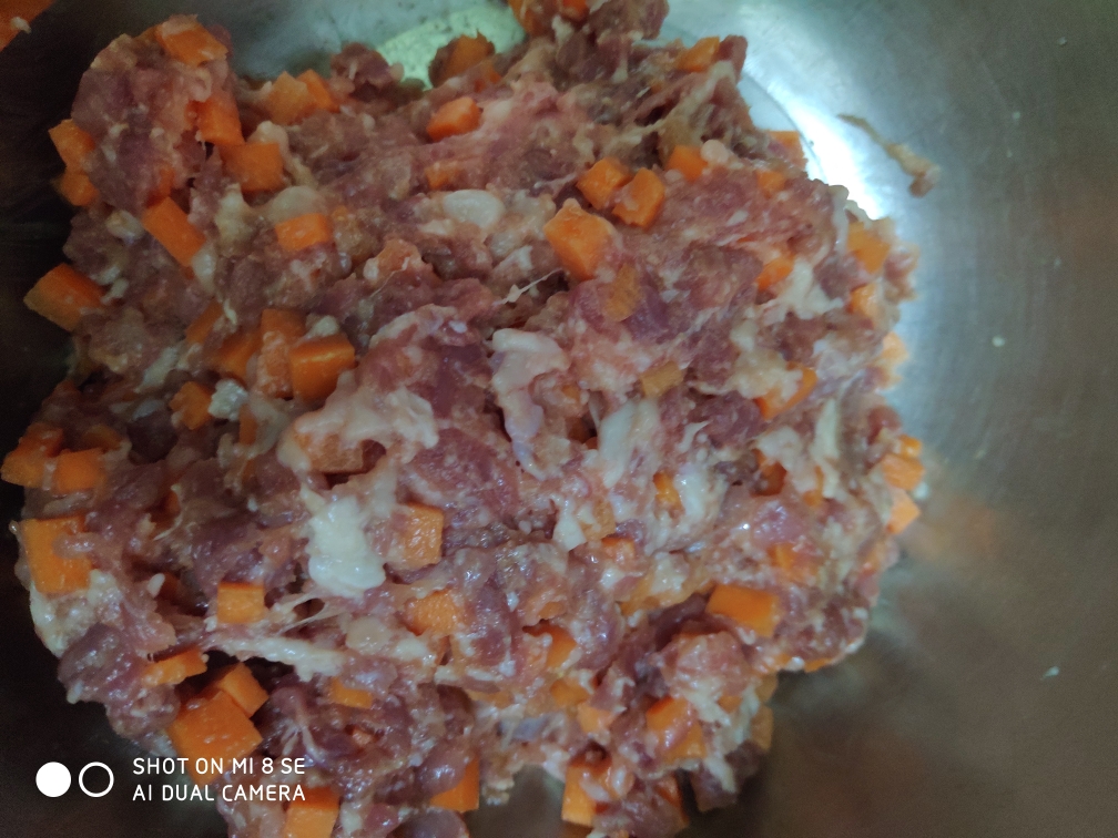 红萝卜蒸肉饼的做法 步骤5