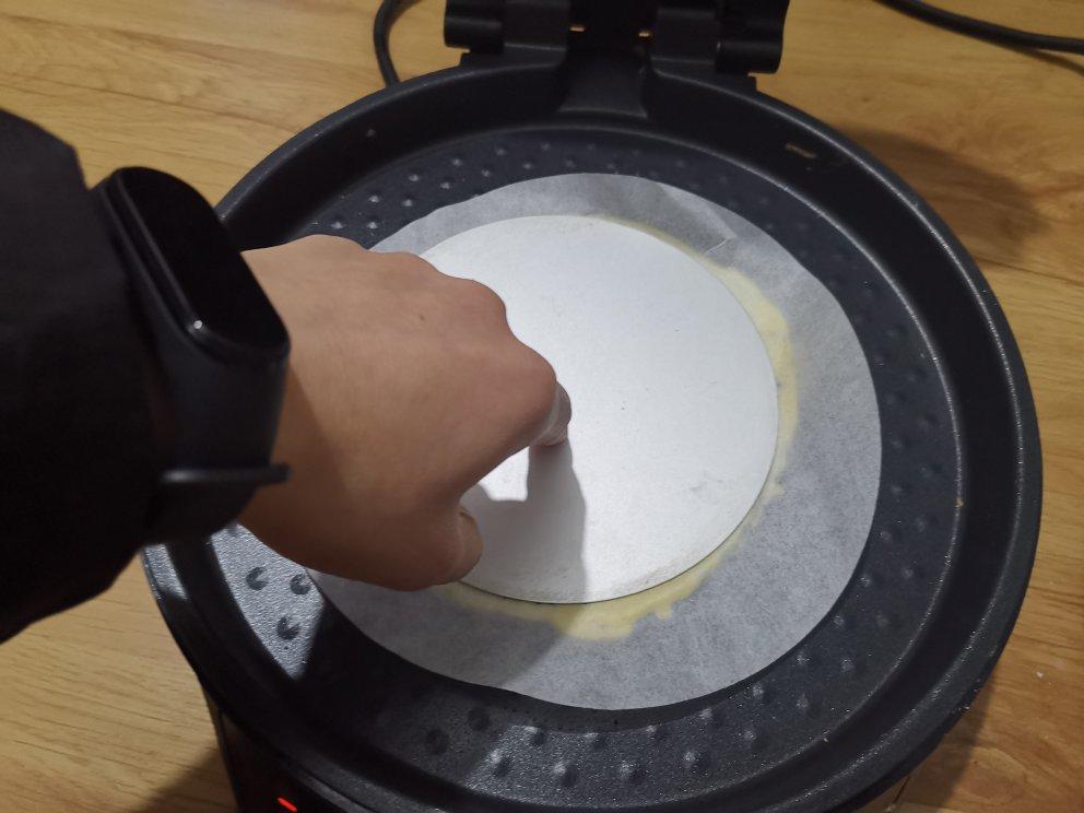 鸡蛋卷，平底锅就能做，酥到掉渣