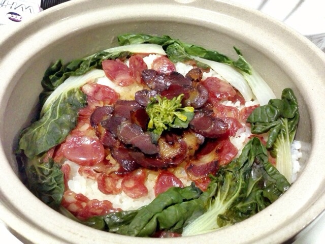 传统腊肠煲仔饭