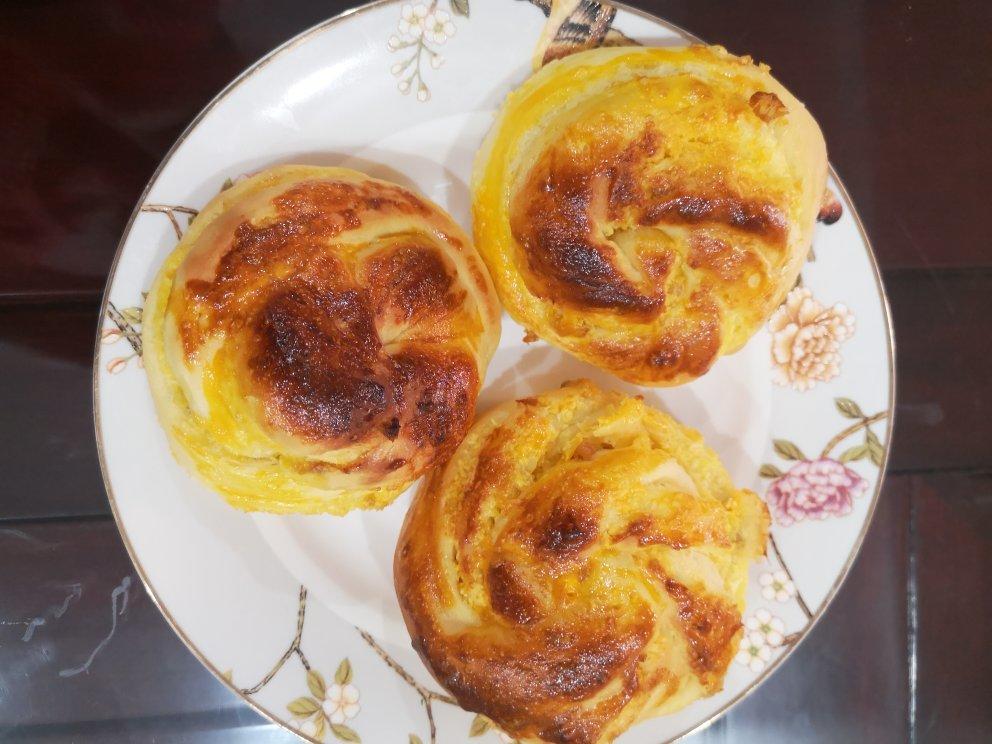 椰香四溢的椰蓉面包