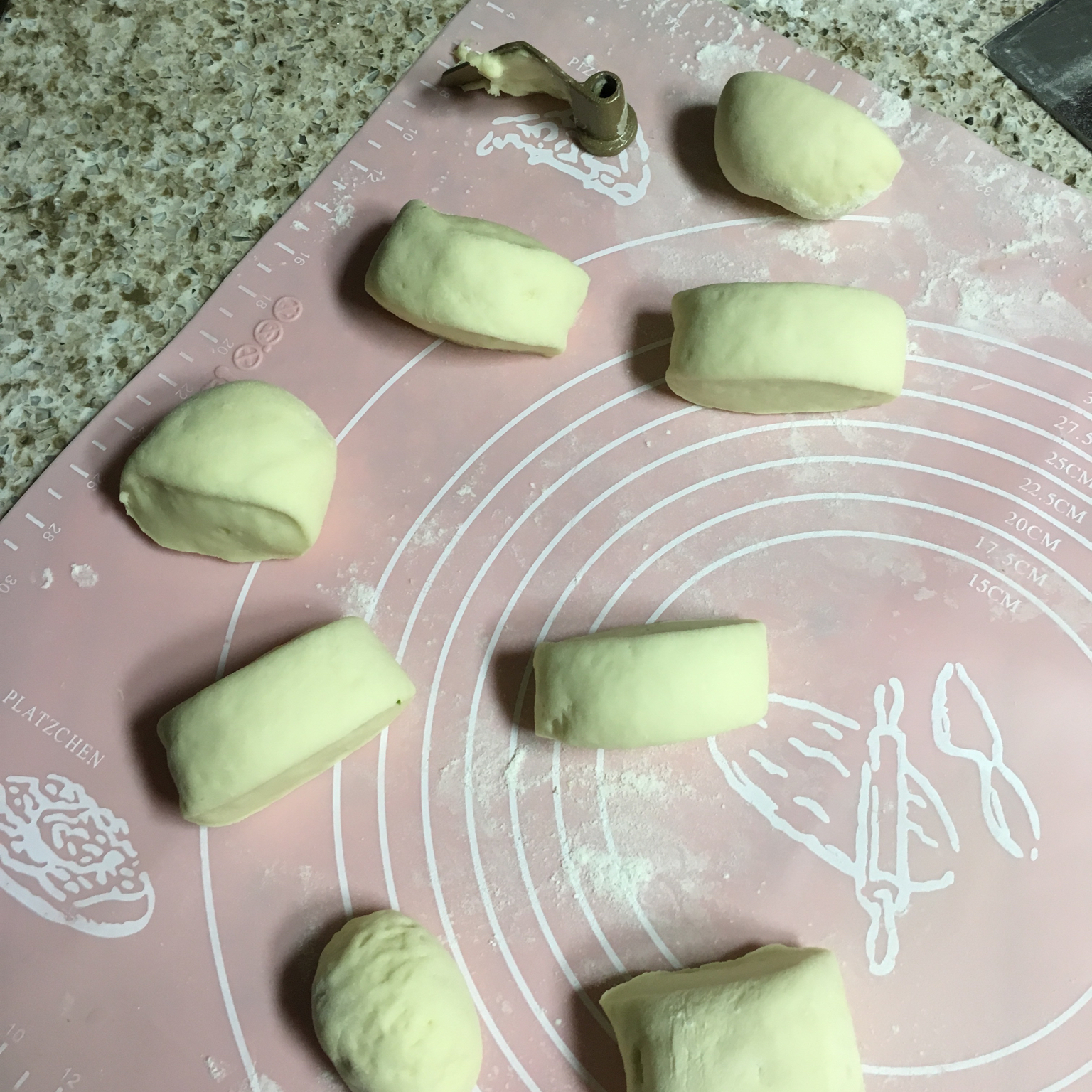 面包机版超松软牛奶馒头