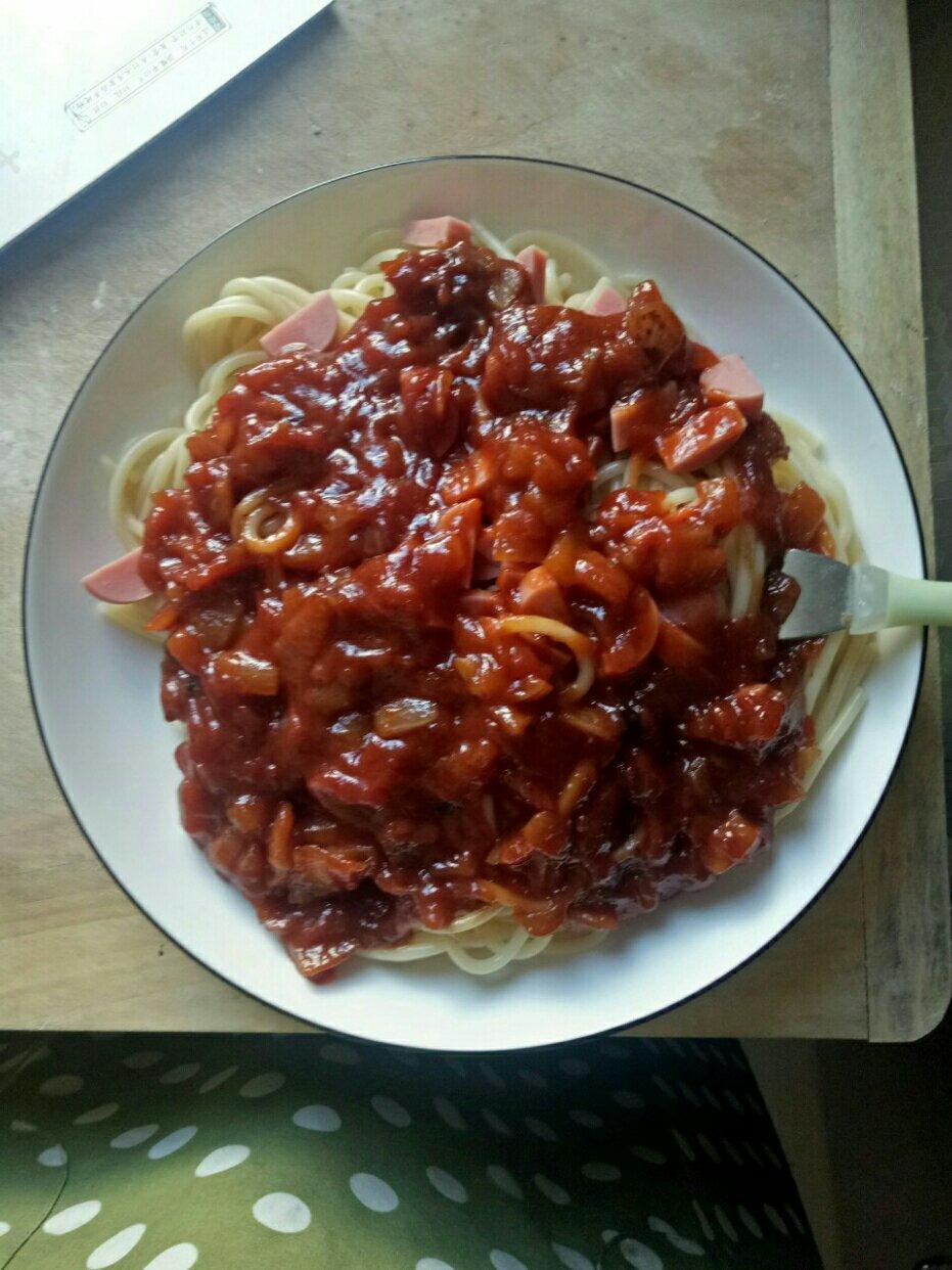 番茄意大利面