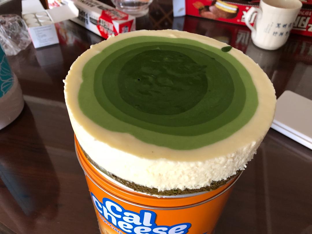渐变抹茶慕斯蛋糕：我Amanda带着既美又作的抹茶甜点又来了！【曼食慢语】