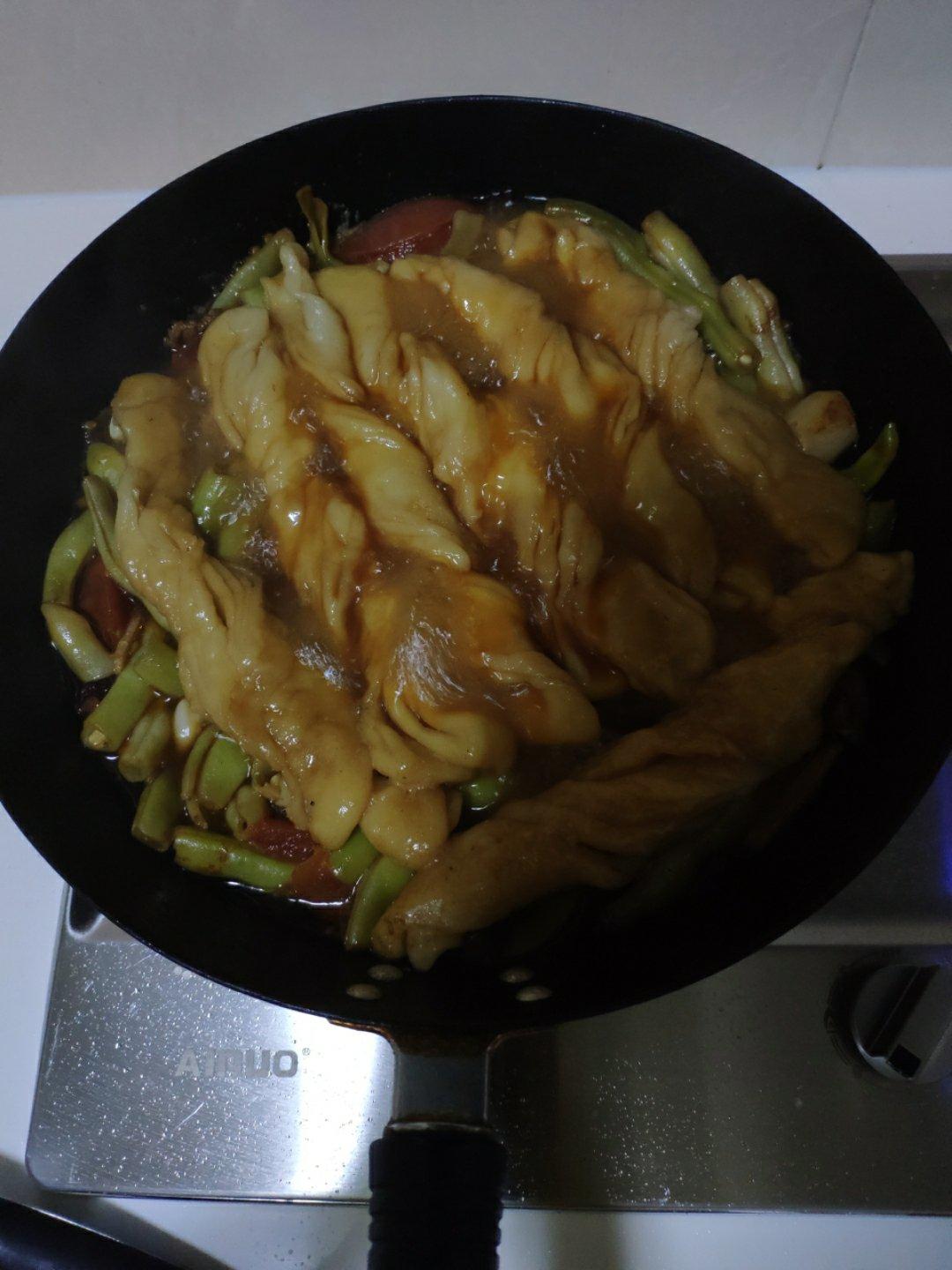 懒人饭豆角粘卷子一锅出