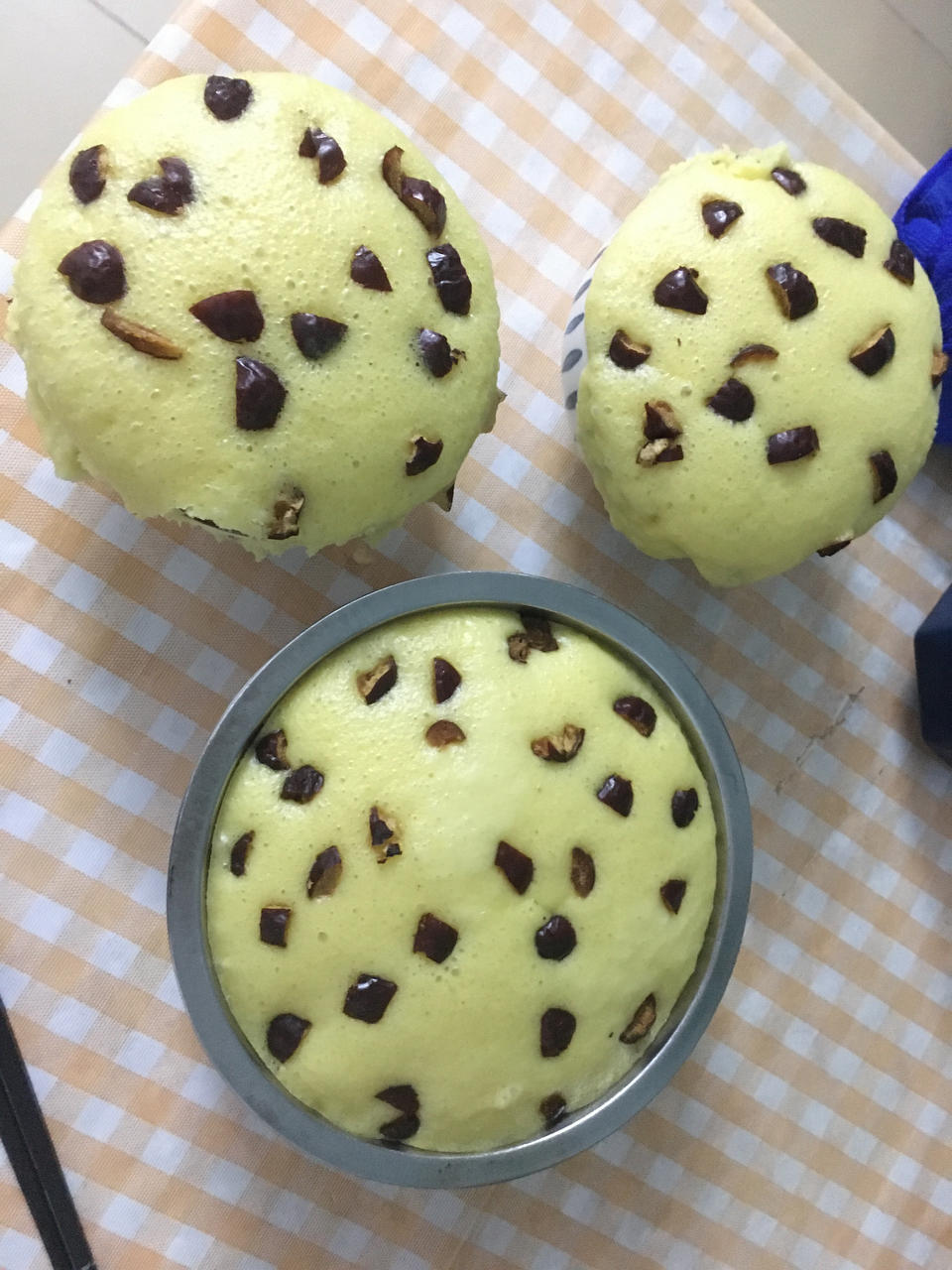 两个鸡蛋一碗面 全程手不粘面 轻松搞定小碗蒸发糕 蓬松煊软 比面包好吃