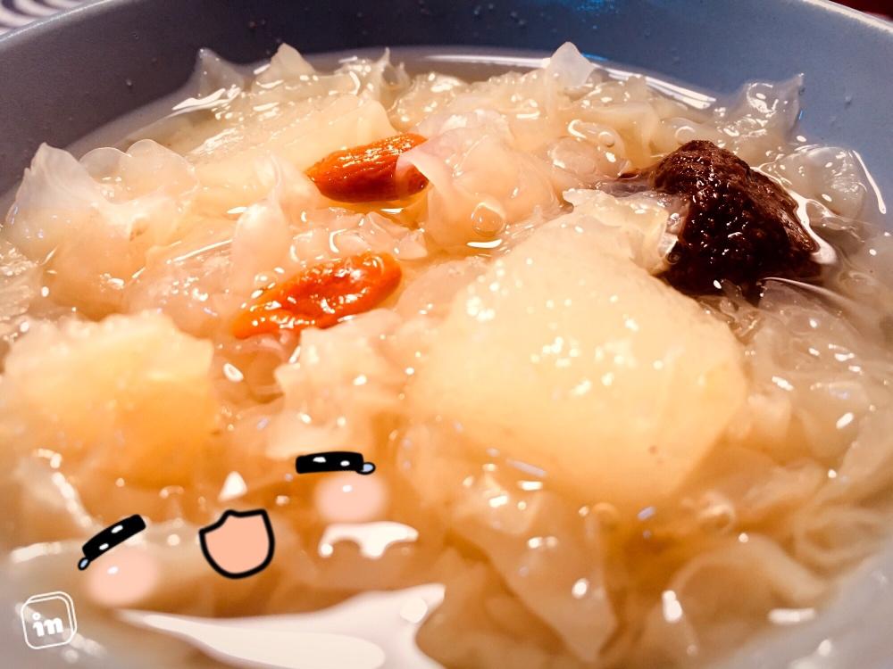 老北京小吊梨汤 与 山楂雪梨糖水｜美食台