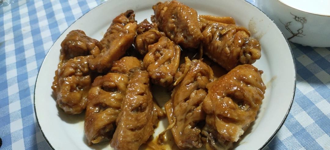 厨师长教你：“可乐鸡翅”的家常做法，味道鲜嫩可口，先收藏起来