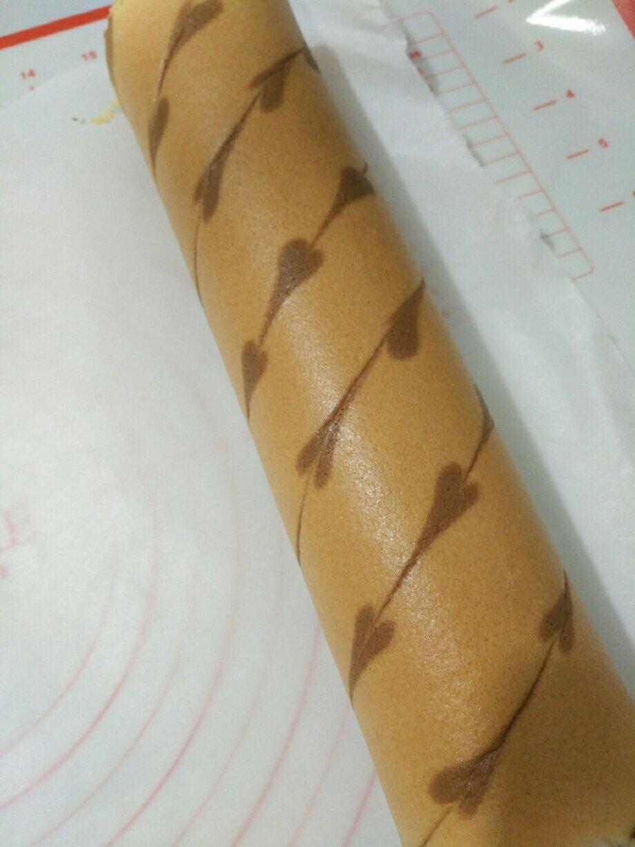 《Tinrry下午茶》教你做基础原味蛋糕卷