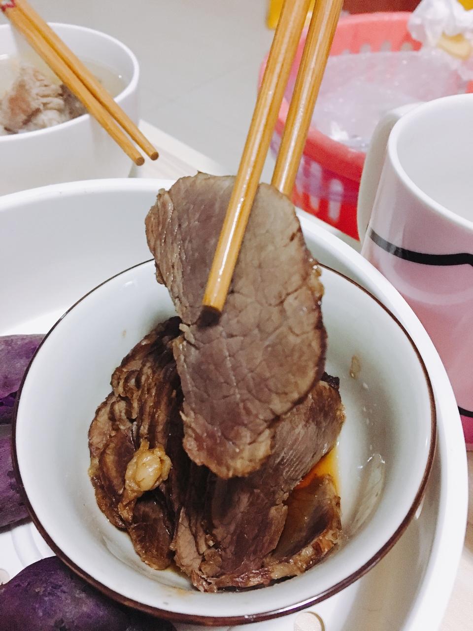 卤牛肉