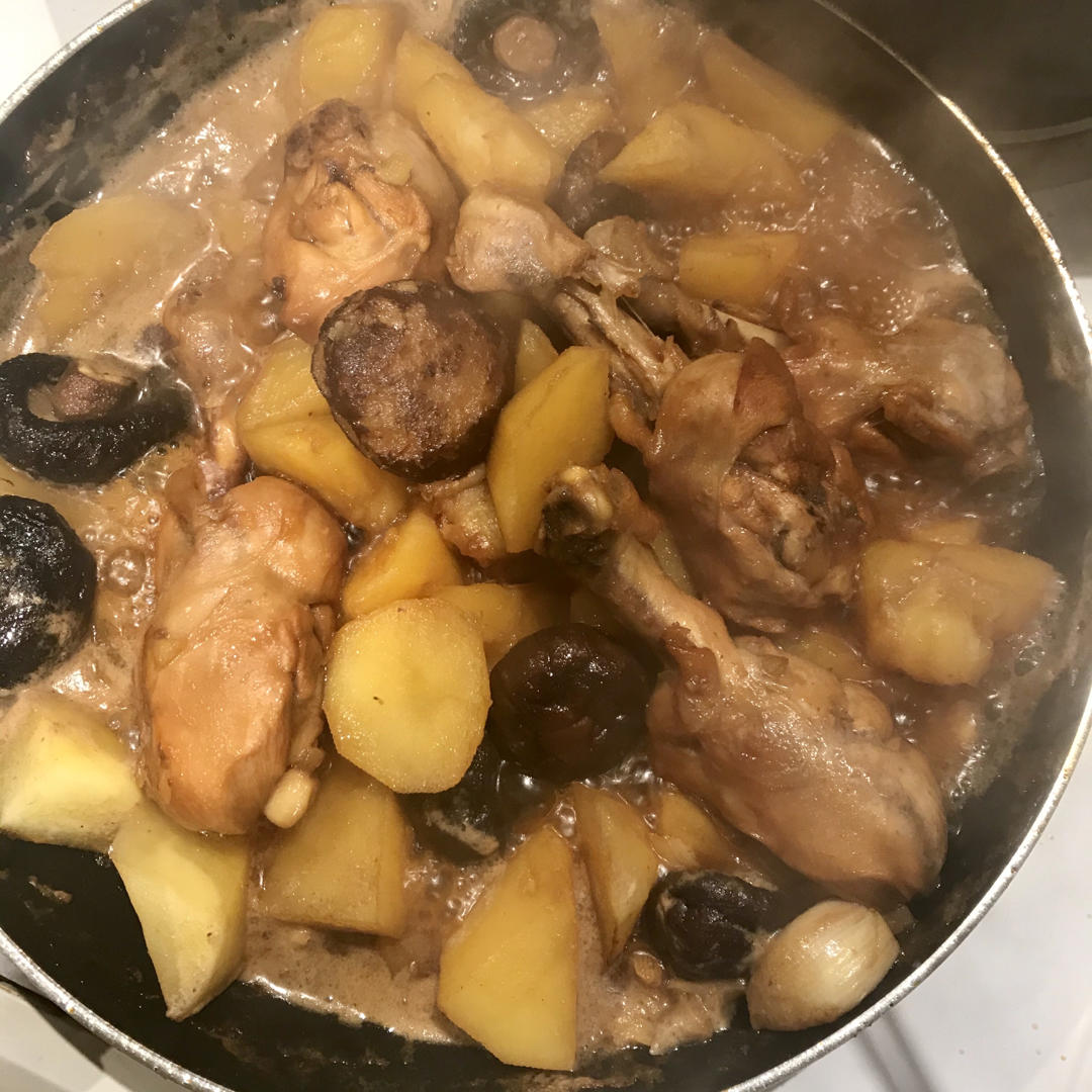 红烧土豆炖鸡块（鸡腿）
