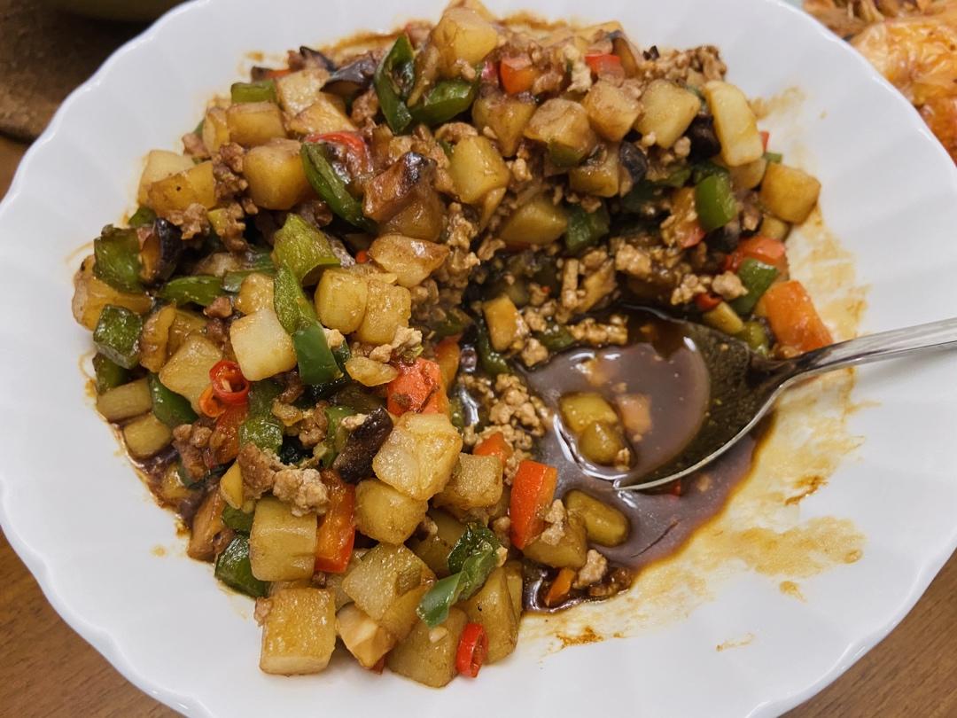 ㊙️香菇土豆肉沫拌饭❗️比外卖还好吃