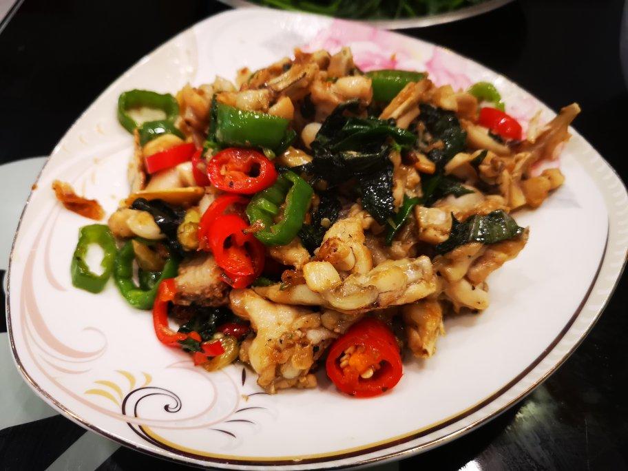 三椒牛蛙「下饭菜」