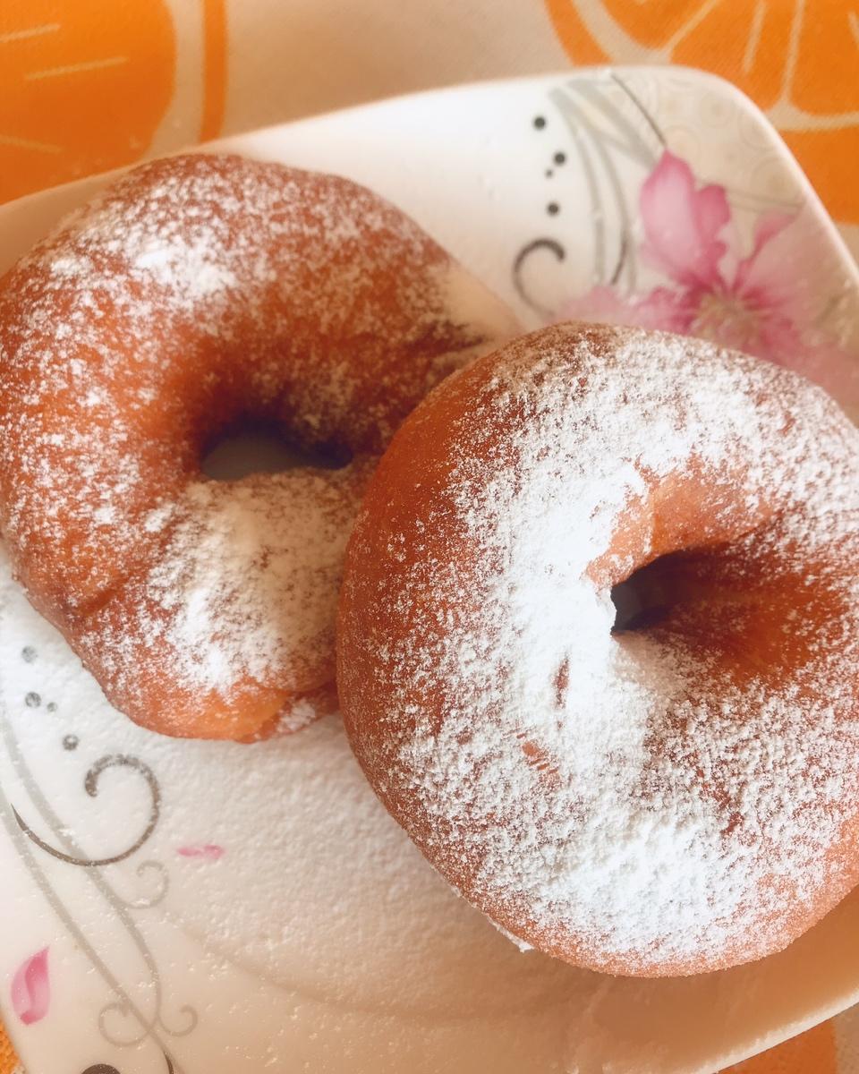 多拿滋甜甜圈&扭扭面包&豆沙面包