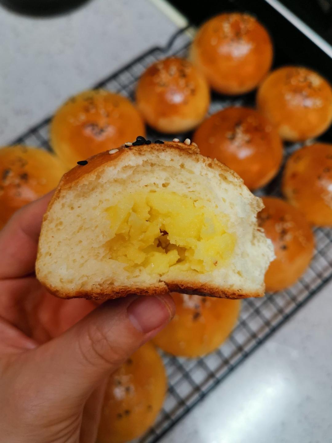 奶黄小餐包-一次发酵超好吃（附快手奶黄馅制作方法）