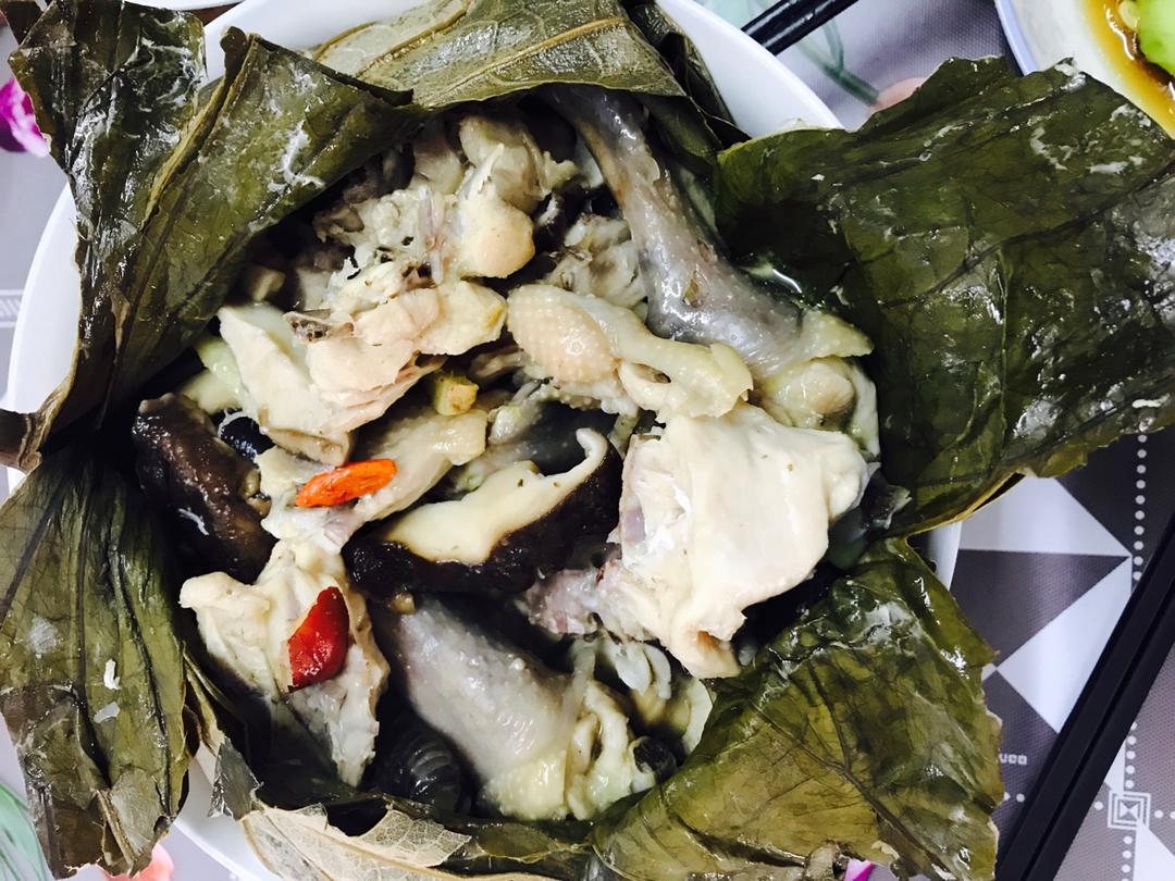 荷叶香菇蒸滑鸡