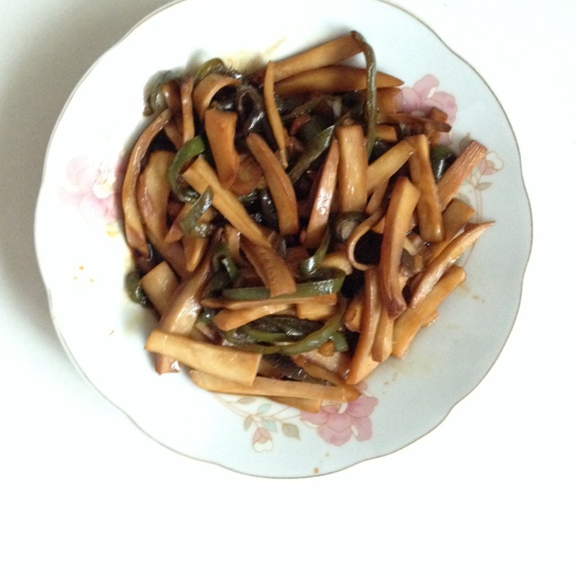 杏鲍菇炒肉丝