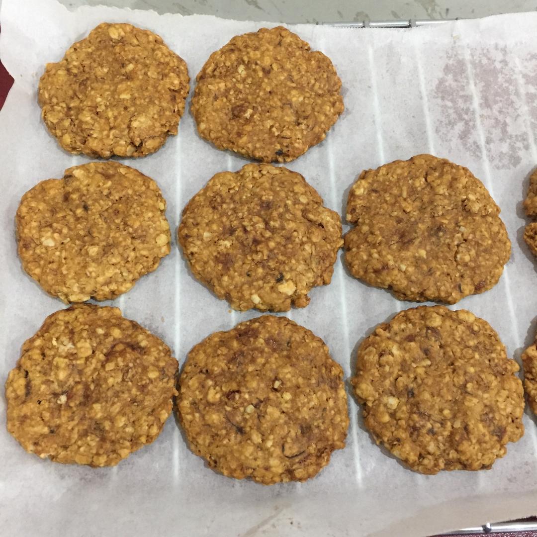 shan (老板集团安泊橱柜)做的焦糖香蕉燕麦饼干